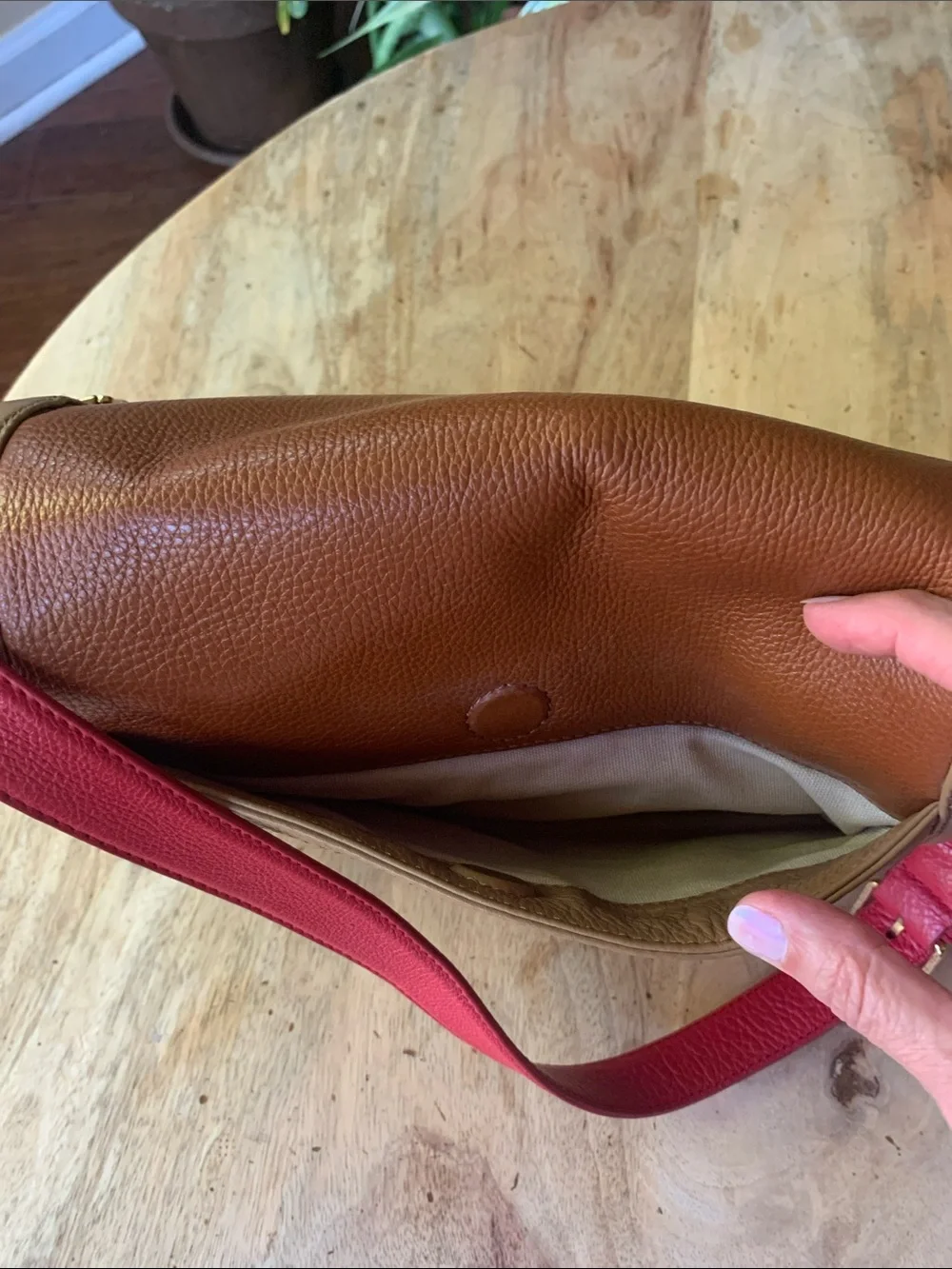 TORY BURCH Two-Tone Brown and Red Leather Shoulder Bag